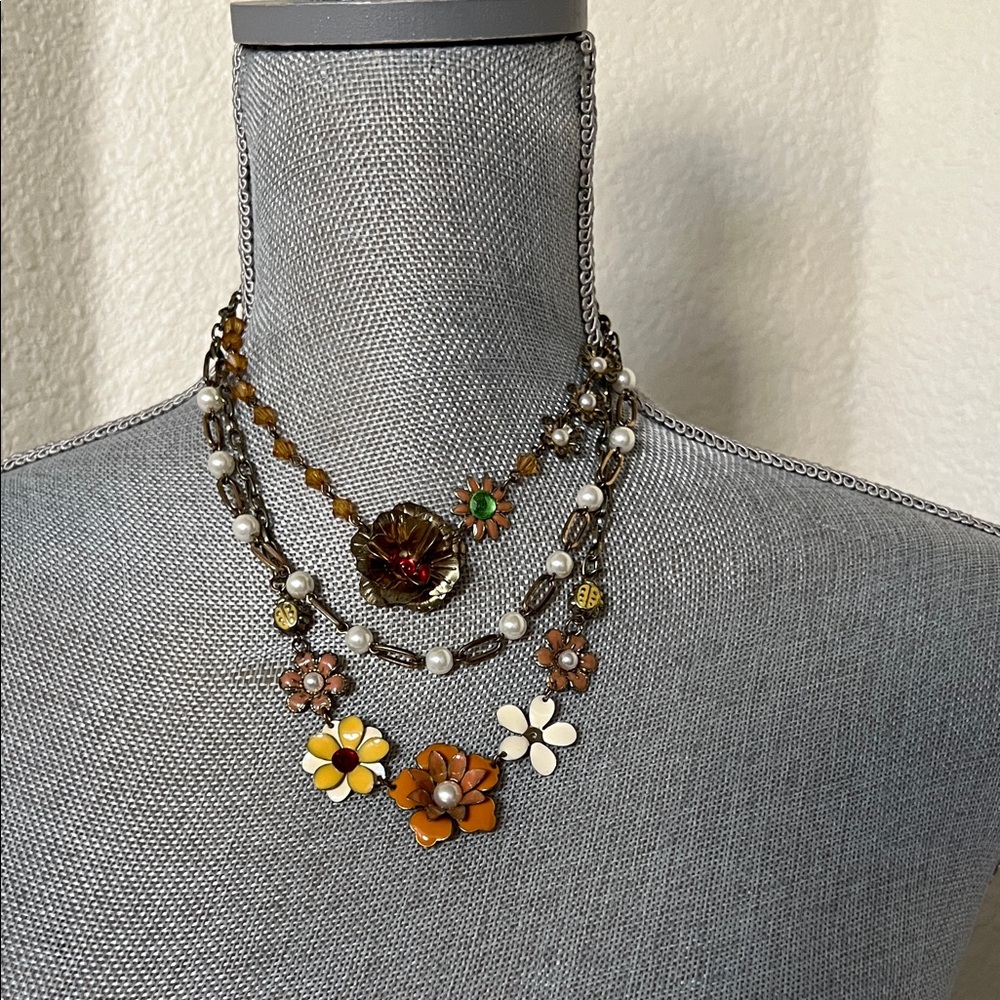 Vintage Floral Multi-Layer Necklace in Brown and Cream